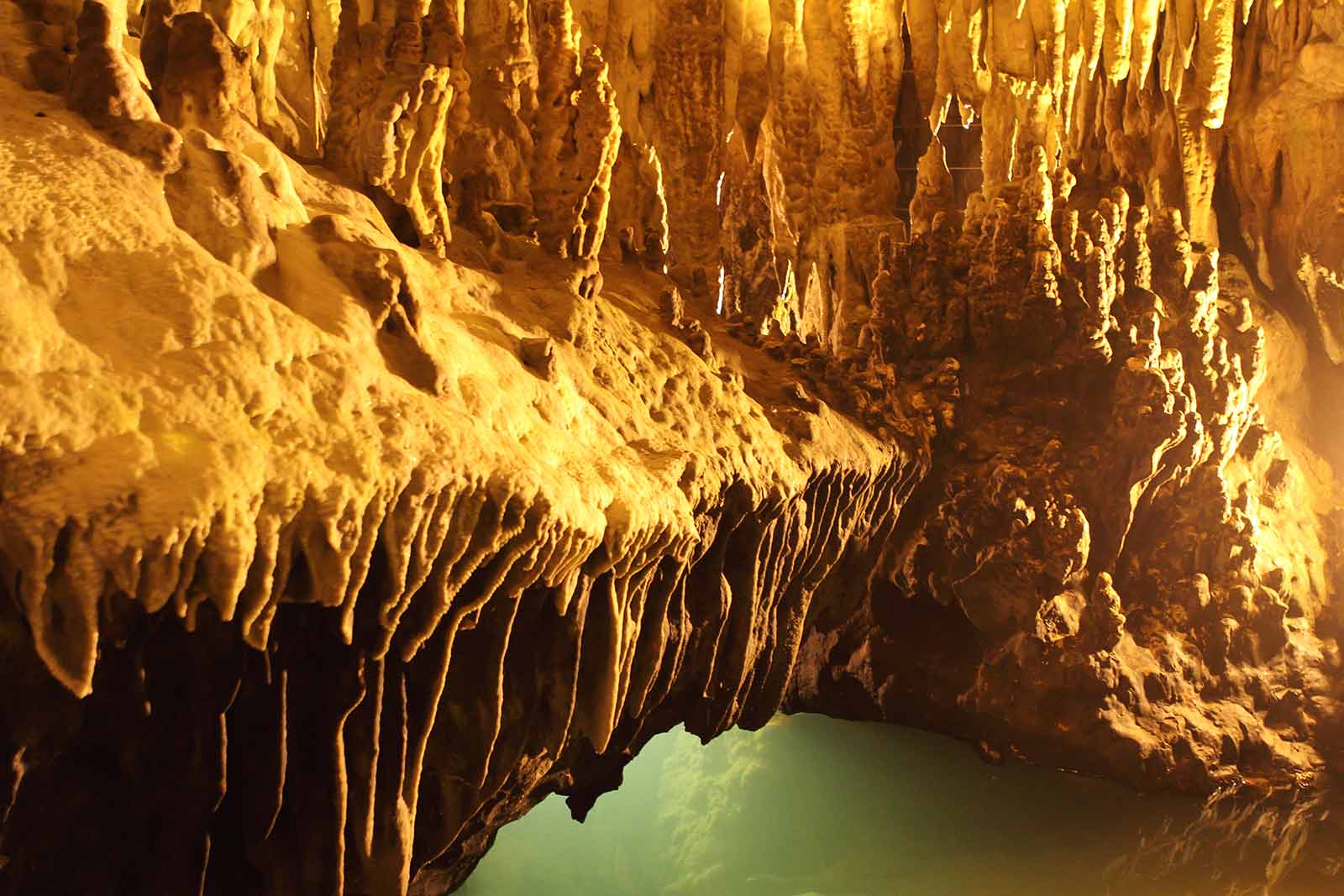 Dragon Cave of Kastoria (Spileo Drakou)